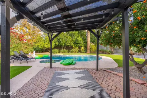 Exterior - 438 W Harmont Dr, Phoenix, AZ 85021 photo 3 of 23