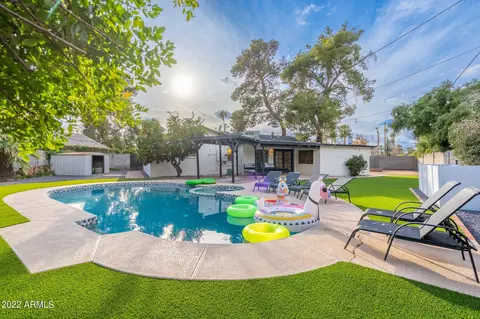 Exterior - 438 W Harmont Dr, Phoenix, AZ 85021 photo 6 of 23