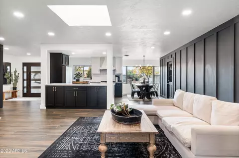 Kitchen - 438 W Harmont Dr, Phoenix, AZ 85021 photo 1 of 6