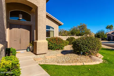 284 W Dublin St, Gilbert, AZ 85233 photo 4
