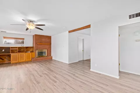 Living - 41 E Fairmont Dr, Tempe, AZ 85282 photo 2 of 3