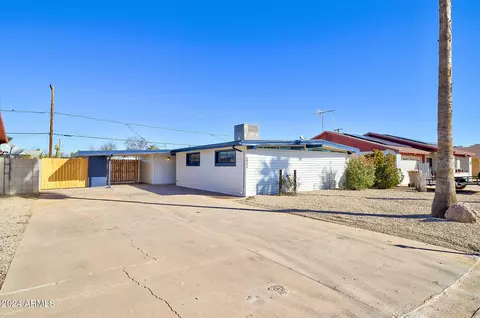 8904 W Santa Cruz Blvd, Arizona City, AZ 85123