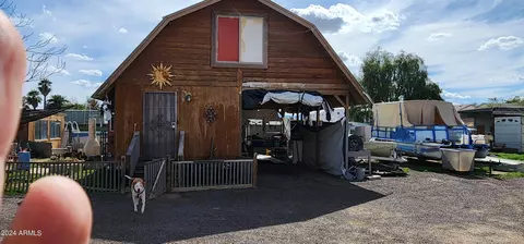 Exterior - 106 N 64th Dr, Phoenix, AZ 85043 photo 10 of 11
