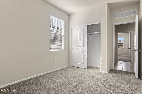 18633 W Desert Hollow Dr, Surprise, AZ 85387 photo 34
