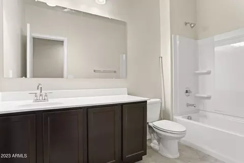18633 W Desert Hollow Dr, Surprise, AZ 85387 photo 31