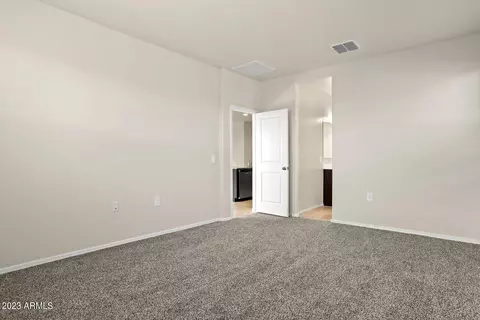 18633 W Desert Hollow Dr, Surprise, AZ 85387 photo 22