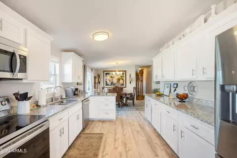 8804 E Bloomfield Rd, Hereford, AZ 85615 photo 11