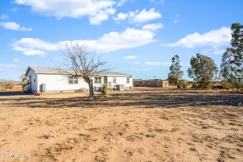8804 E Bloomfield Rd, Hereford, AZ 85615 photo 3