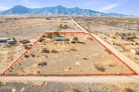 8804 E Bloomfield Rd, Hereford, AZ 85615 photo 6
