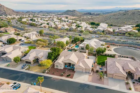 925 E Desert Flower Ln, Phoenix, AZ 85048 photo 55