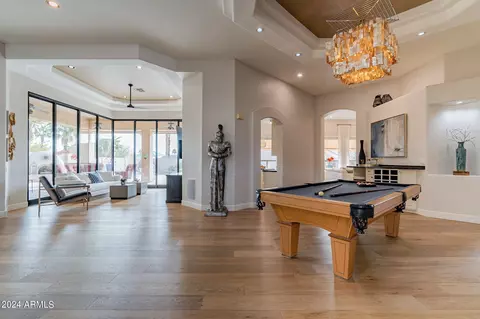 925 E Desert Flower Ln, Phoenix, AZ 85048 photo 7