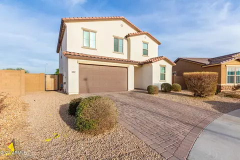 Exterior - 3207 S 75th Dr, Phoenix, AZ 85043 photo 2 of 10