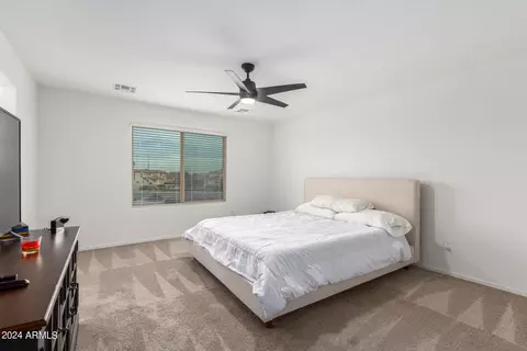 Bedroom - 3207 S 75th Dr, Phoenix, AZ 85043 photo 1 of 7