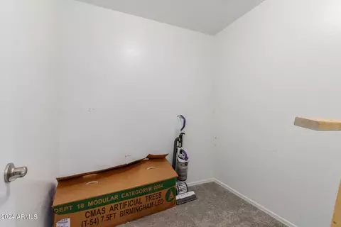 Bedroom - 3207 S 75th Dr, Phoenix, AZ 85043 photo 4 of 7