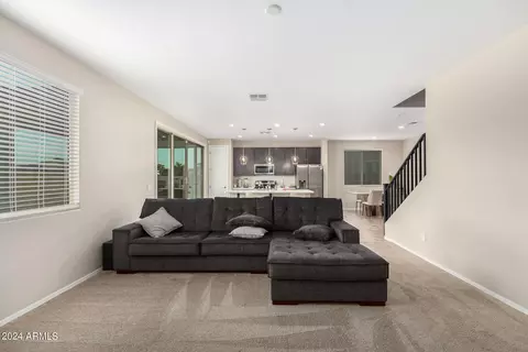 Living - 3207 S 75th Dr, Phoenix, AZ 85043 photo 2 of 5