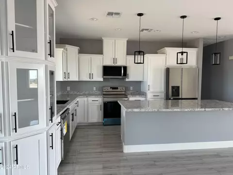2568 S 347th Ave, Tonopah, AZ 85354