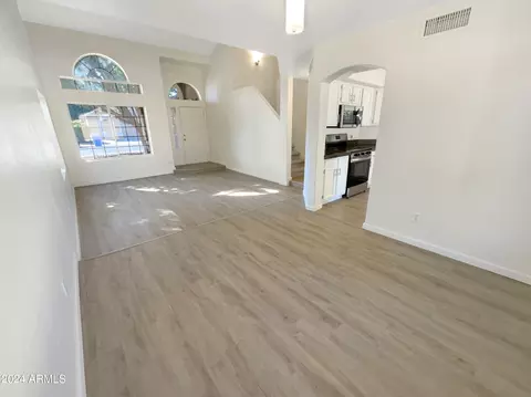 1508 W Pacific Dr, Gilbert, AZ 85233 photo 8