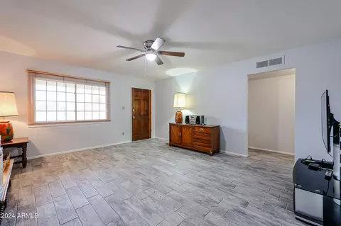13025 N 29th Pl, Phoenix, AZ 85032 photo 4