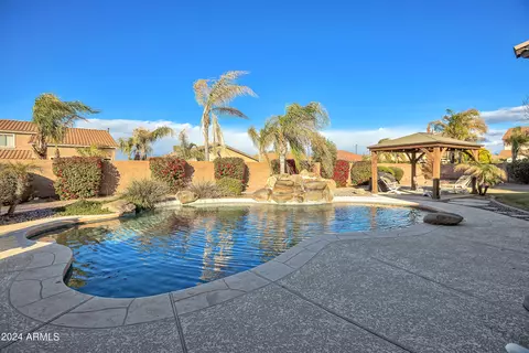 6967 S Jota Dr, Gilbert, AZ 85298