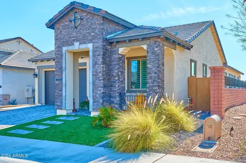 731 E Silver Fox Way, Phoenix, AZ 85048