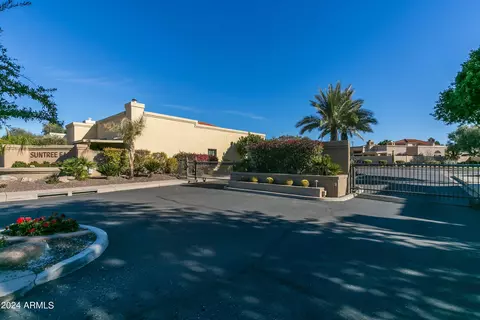 9715 N 105th St, Scottsdale, AZ 85258