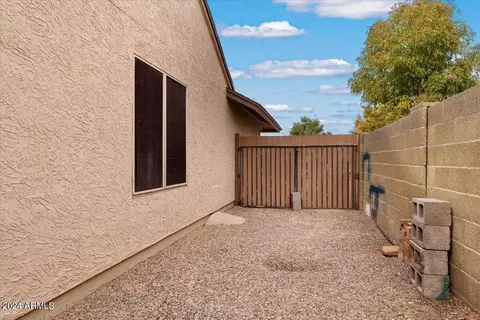 4301 Everett Dr, Phoenix, AZ 85032 photo 11