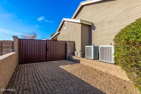 6456 E Holiday Dr, Mesa, AZ 85215 photo 33