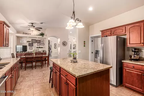 6456 E Holiday Dr, Mesa, AZ 85215 photo 6
