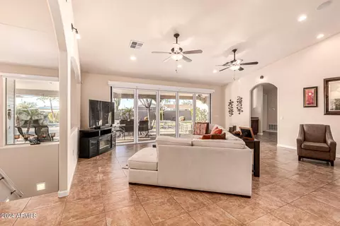 6456 E Holiday Dr, Mesa, AZ 85215 photo 3