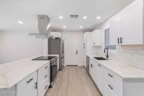Kitchen - 1219 E Riviera Dr, Tempe, AZ 85282 photo 2 of 4