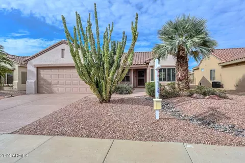 17926 N Somerset Dr, Surprise, AZ 85374