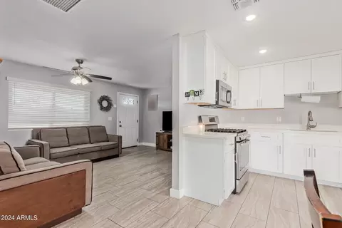 7436 E Carol Cir, Mesa, AZ 85208 photo 7