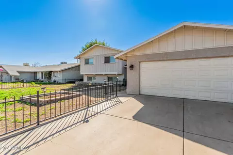4831 W Northview Ave, Glendale, AZ 85301