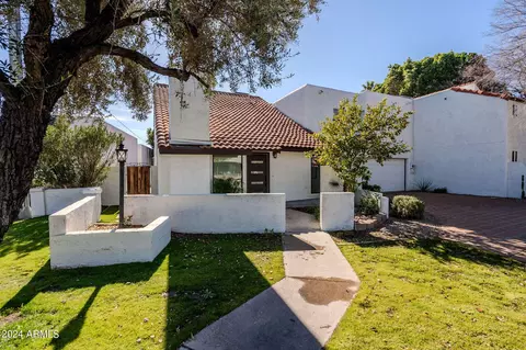 747 E Bethany Home Rd, Phoenix, AZ 85014 photo 4