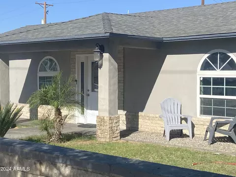 2034 E Vineyard Rd, Phoenix, AZ 85042 photo 4