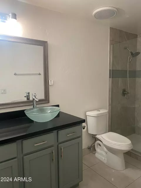 2034 E Vineyard Rd, Phoenix, AZ 85042 photo 12