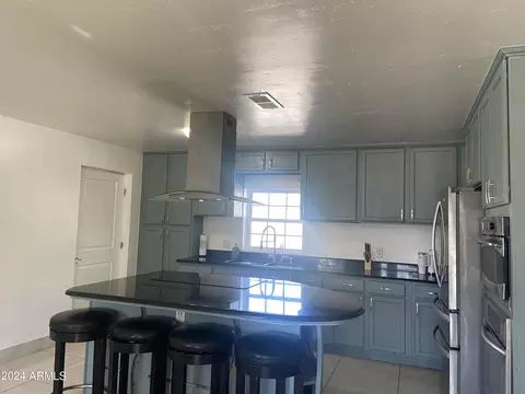 2034 E Vineyard Rd, Phoenix, AZ 85042 photo 7