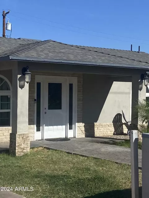 2034 E Vineyard Rd, Phoenix, AZ 85042 photo 3