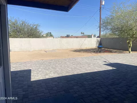 2034 E Vineyard Rd, Phoenix, AZ 85042 photo 15