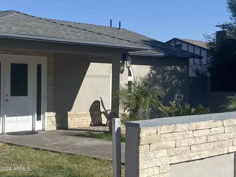 2034 E Vineyard Rd, Phoenix, AZ 85042 photo 2
