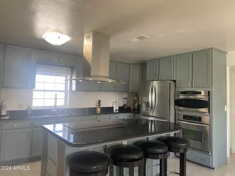 2034 E Vineyard Rd, Phoenix, AZ 85042 photo 5