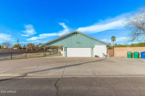 1251 N Gilbert Rd, Mesa, AZ 85203