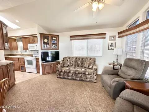 929 S Nickel Dr, Apache Junction, AZ 85119 photo 9