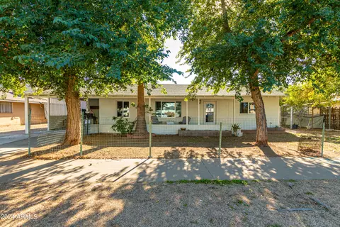 221 W 3rd Pl, Mesa, AZ 85201