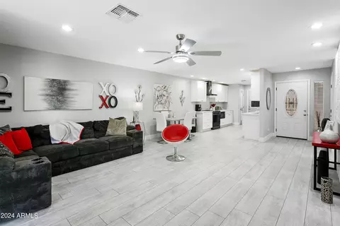 3345 E University Dr #76, Mesa, AZ 85213
