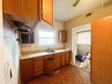 708 E Coronado Rd, Phoenix, AZ 85006 photo 7