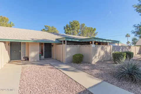17657 N Lindner Dr, Glendale, AZ 85308