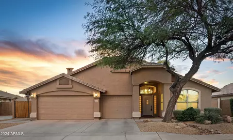3028 S Lobo Cyn, Mesa, AZ 85212