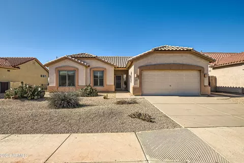 6380 S Senate St, Chandler, AZ 85249