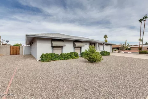 11104 W Peace Ct, Sun City, AZ 85351
